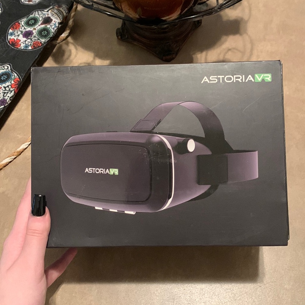 AstoriaVR Headset for Phones in Black